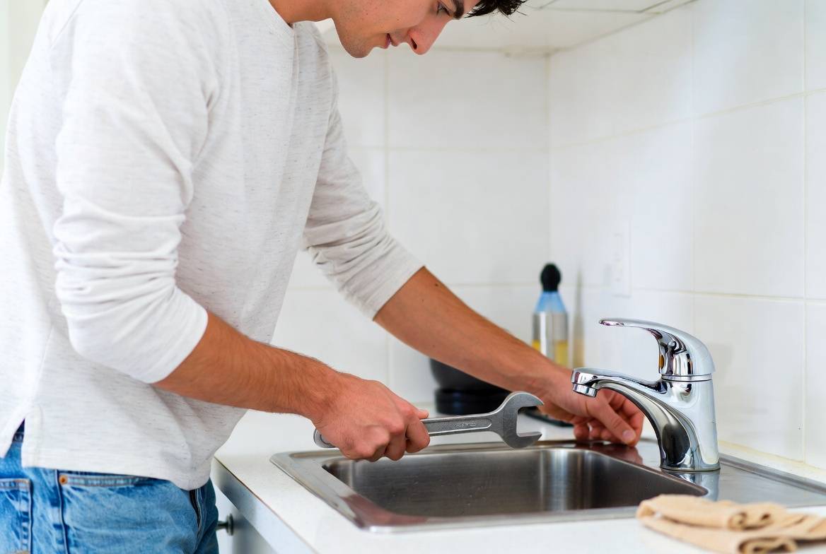 Ako vymeniť tesnenie kohútika? DIY návod krok za krokom