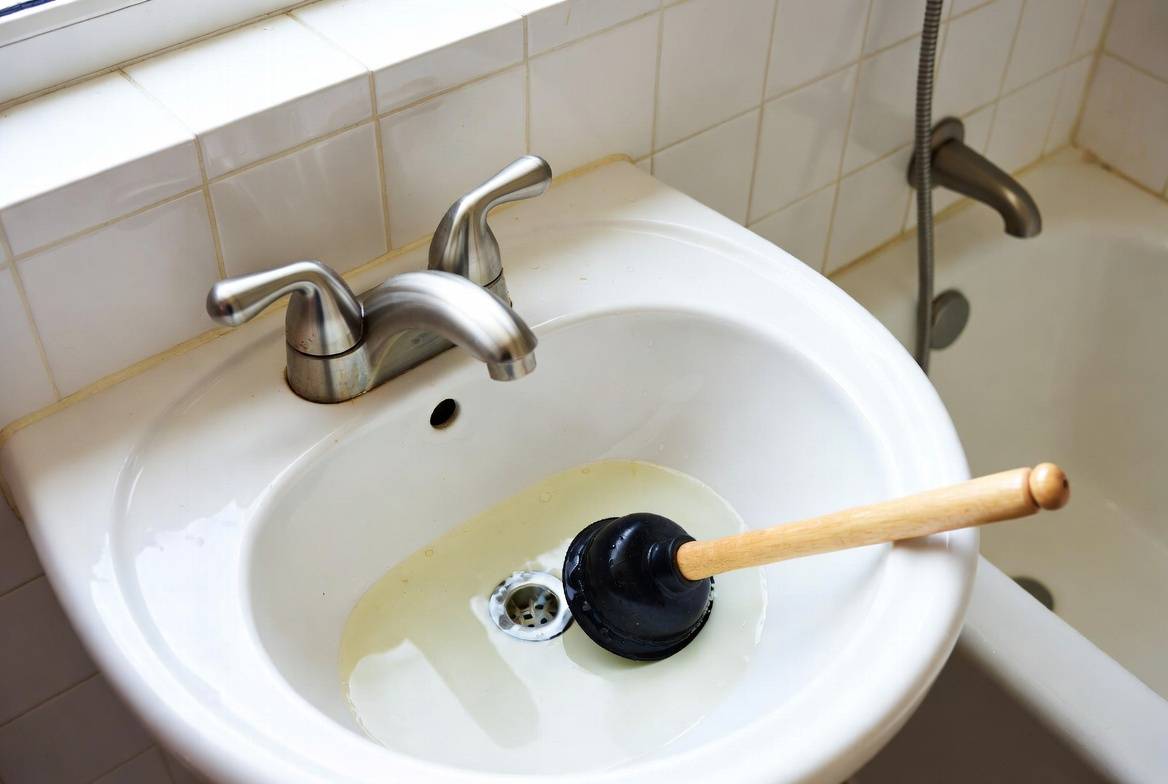 Prečo buble odtok v dreze alebo v sprche a čo to signalizuje